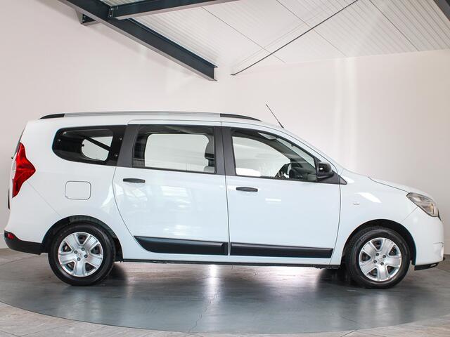 Dacia LODGY 1.3 TCe Comfort 7-Persoons Camera, Cruise Control, Bluetooth, Navigatie