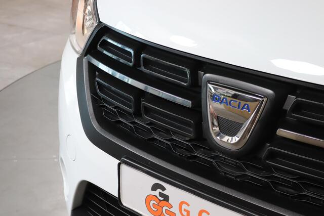 Dacia LODGY 1.3 TCe Comfort 7-Persoons Camera, Cruise Control, Bluetooth, Navigatie