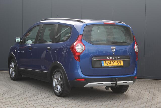 Dacia LODGY 1.3 TCe Stepway 5p | incl. 12 maanden garantie | Trekhaak | Navigatie | Airco | Parkeersensoren | Achteruitrijcamera | Airco | Cruise control | Isofix | Mistlampen voor | Stoelverwarming |