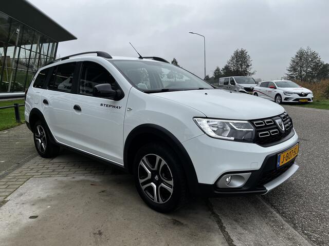 Dacia LOGAN MCV 0.9 TCe Tech Road / Dealer onderhouden / Automaat / Camera / Climate / PDC.Achter / Armsteun /