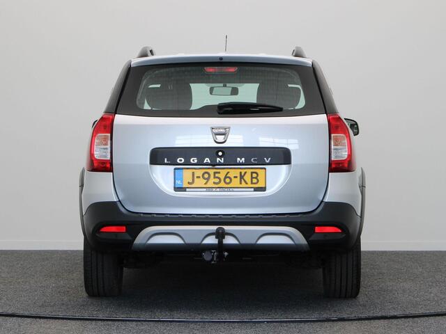 Dacia LOGAN MCV 1.0 TCe Stepway Serie Limitee 15th Anniv. | Trekhaak | Parkeersensoren achter | Achteruitrijcamera | Climate control | Navigatie |