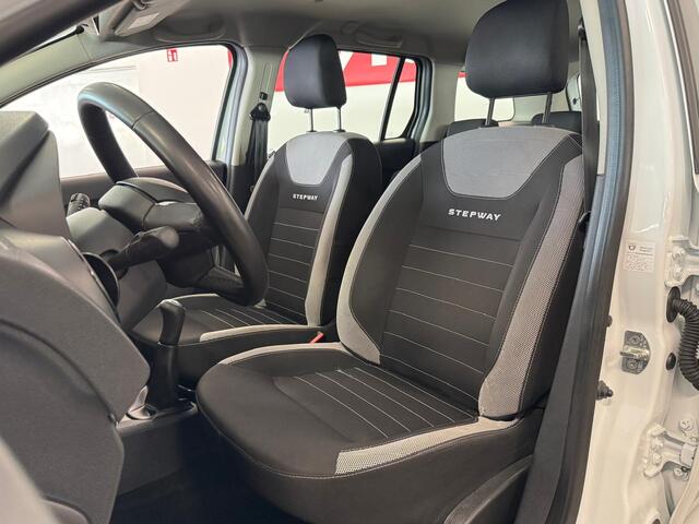 Dacia LOGAN MCV 0.9 TCe Stepway NAVIGATIE/CAMERA, ECC AIRCO, CRUISE