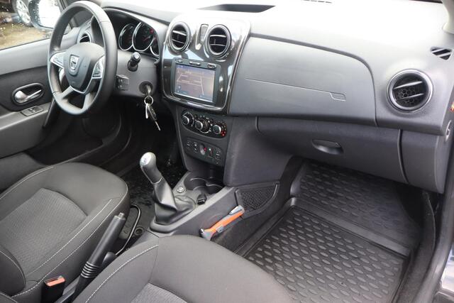 Dacia LOGAN MCV 0.9 TCe Laureate Navigatie, Camera, Trekhaak, Airco, Cruise control