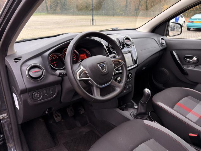 Dacia LOGAN MCV 0.9 TCe Tech Road (NL-Auto / Camera / Carplay / Cruise / DAB)