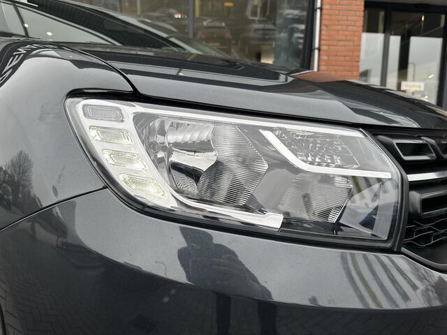 Dacia LOGAN MCV 0.9 TCe Laureate | NAVIGATIE | CAMERA | PARKEERSENSOREN | AIRCONDITIONING | CRUISE CONTROL