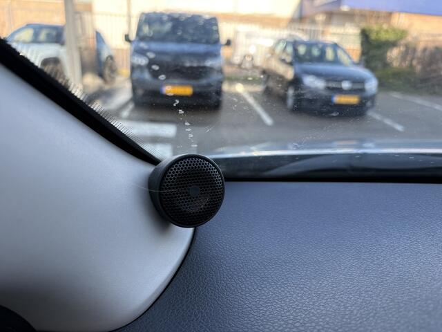 Dacia LOGAN MCV 0.9 TCe Stepway Tech Road | Navigatie | Cruise | Climat Control | Camera | Focal geluidsysteem