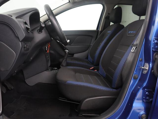 Dacia LOGAN MCV 1.0 TCe Bi-Fuel Stepway Serie Limitee 15th Anniv. | Cruise control | Camera | Bluetooth | DAB | Park assist | Climate control | Navigatie |