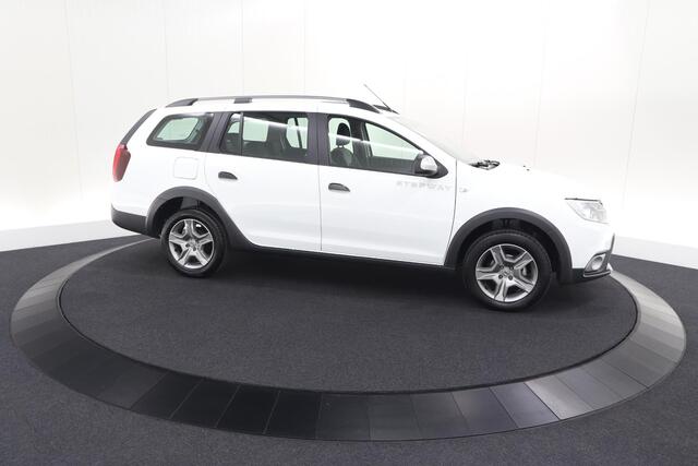 Dacia LOGAN MCV TCe 90 Stepway | Automaat | Camera | Parkeersensoren | Navigatie | Armsteun