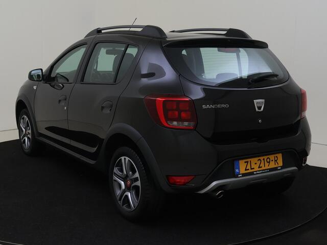 Dacia SANDERO 0.9 TCe 90 PK Tech Road Navigatie / Climate Control / Cruise Control / Parkeersensoren Achter / Camera Achter