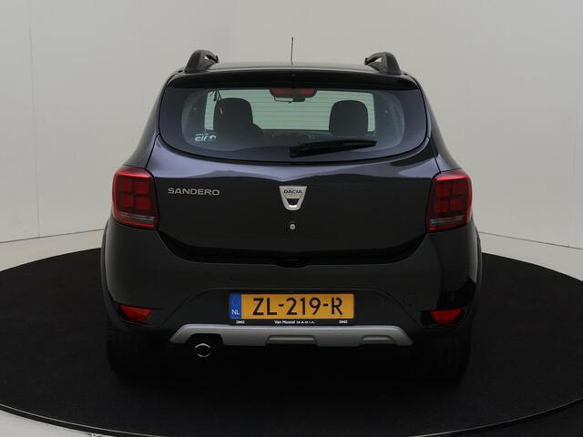 Dacia SANDERO 0.9 TCe 90 PK Tech Road Navigatie / Climate Control / Cruise Control / Parkeersensoren Achter / Camera Achter