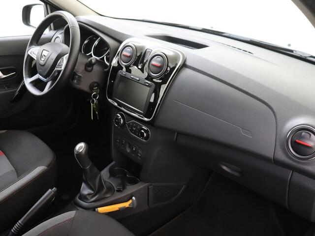 Dacia SANDERO 0.9 TCe 90 PK Tech Road Navigatie / Climate Control / Cruise Control / Parkeersensoren Achter / Camera Achter