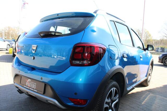 Dacia SANDERO 0.9 TCE Stepway Airco Cruise Navi Cross Camera LM 17Mooi