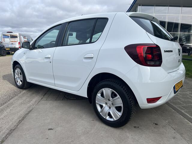 Dacia SANDERO 0.9 TCe Easy-R Comfort / Automaat / Dealer onderhouden / Applecarplay - Androidauto / Navi / Airco / Cruise / DAB /