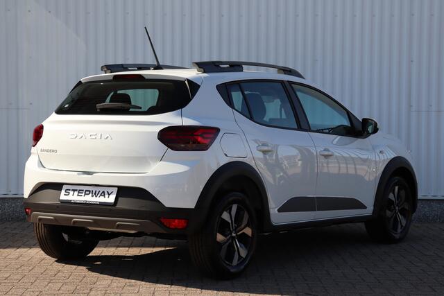 Dacia SANDERO Stepway 1.1 TCe 110 Expression | Nieuw uit voorraad | Airco | Camera | Cruise Control | Apple Carplay-/Android Auto