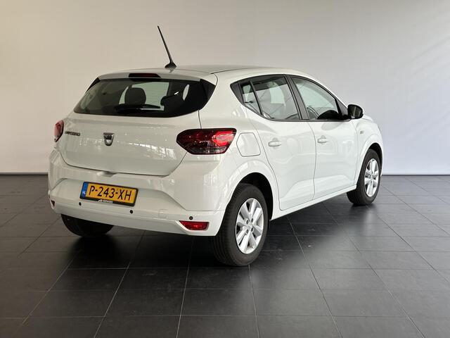 Dacia SANDERO Stepway 1.0 TCe 100 Bi-Fuel Comfort NAVIGATIE | PARKEERSENSOREN ACHTER | AIRCONDITIONING | CRUISE CONTROL