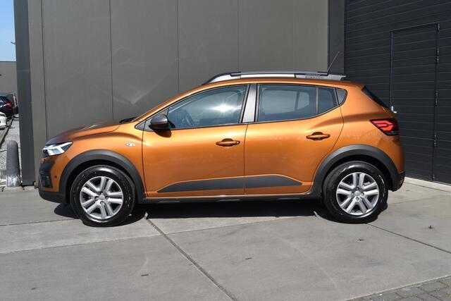 Dacia SANDERO Stepway TCe 90 Expression | AUTOMAAT | TREKHAAK | CAMERA | STOELVERWARMING | NAVI | APPLECARPLAY/ANDROIDAUTO | CRUISE CONTROL | CLIMATE CONTROL | PDC