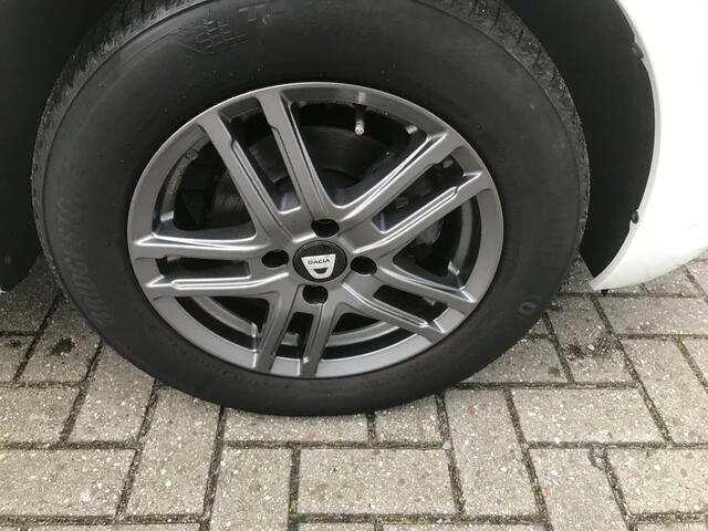 Dacia SANDERO 1.0 TCe 100 Bi-Fuel Essential / LPG / TREKHAAK / PARKEERSENSOREN