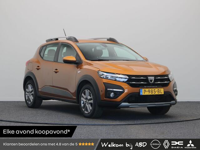 Dacia SANDERO Stepway TCe 100pk Bi-Fuel Expression | Achtertuitrijcamera | Parkeersensoren Voor & Achter |