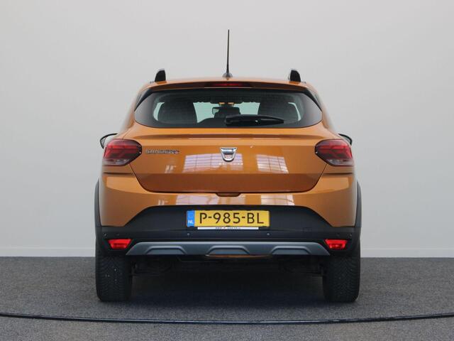 Dacia SANDERO Stepway TCe 100pk Bi-Fuel Expression | Achtertuitrijcamera | Parkeersensoren Voor & Achter |