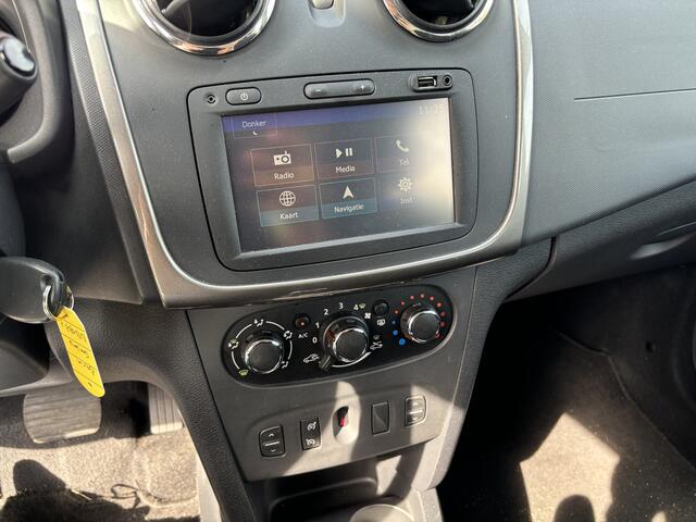 Dacia SANDERO 0.9 TCe SL Royaal AUTOMAAT / TREKHAAK / NAVI / AIRCO / BLUETOOTH / CRUISE / NL-AUTO