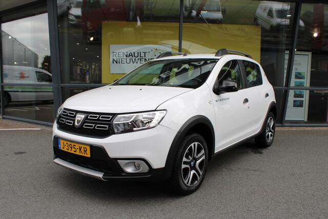 Dacia SANDERO 1.0 TCe Bi-Fuel Stepway Serie Limitee 15th Anniv. | TREKHAAK | CAMERA | PARKEERSENSOREN | CLIMATE CONTROL | CRUISE CONTROL | APPLE CARPLAY