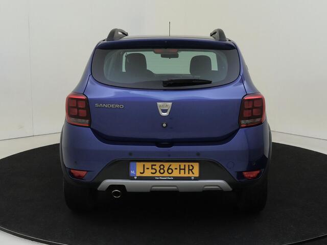 Dacia SANDERO 1.0 TCe 100 PK Bi-Fuel Stepway SL 15th Anniv. Navigatie | Climate Control | Camera | Parkeersensoren | Bluetooth