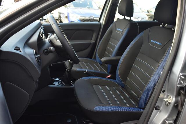 Dacia SANDERO TCe 100 Bi-Fuel Stepway Serie Limitee 15th Anniv. | NAVI | CAMERA | CRUISE CONTROL | CLIMATE CONTROL | PDC | LMV
