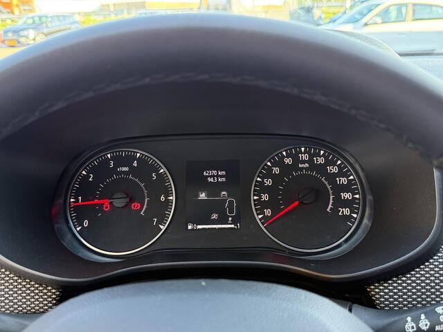 Dacia SANDERO Stepway 1.0 TCe 90 Comfort | NAP | LED | DAB | Apple Carplay & Android Auto | Cruise Control | Parkeersensoren | Airco |