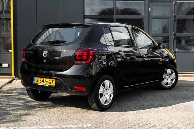 Dacia SANDERO 1.0 TCe Bi-Fuel Comfort | Airco | Cruise | Radio Bluetooth | Parkeersensoren | incl. Bovag rijklaarpakket met 12 maanden garantie |