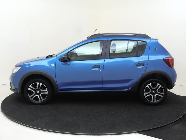 Dacia SANDERO 1.0 TCe Stepway Serie Limitee 15th Anniv. Navigatie | Cruise & Climate Control | LM Velgen | Dakrails |