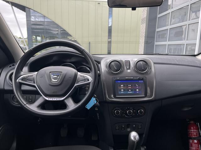 Dacia SANDERO 0.9 TCe Tech Road | airco | navigatie | trekhaak | incl. Bovag rijklaarpakket met 12 maanden garantie |