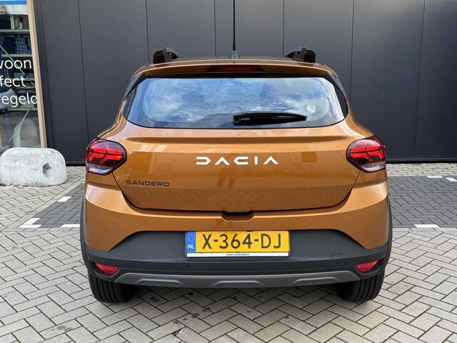 Dacia SANDERO Stepway TCe 90 Expression | AUTOMAAT | RESERVEWIEL | NAVIGATIE | PARKEERSENSOR V + A | CAMERA |