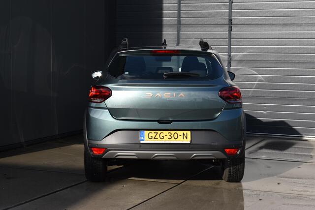 Dacia SANDERO Stepway TCe 110 Extreme | CAMERA | APPLECARPLAY/ANDROIDAUTO | STOELVERWARMING | CRUISE CONTROL | CLIMATE CONTROL | ALL-SEASONBANDEN | PDC | LMV