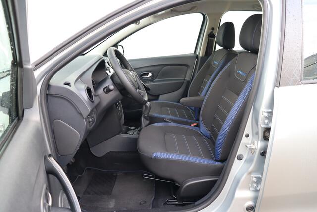 Dacia SANDERO 1.0 TCe Bi-Fuel Stepway Serie Limitee 15th Anniv. | Climate Control | Navigatie | Trekhaak | Cruise Control