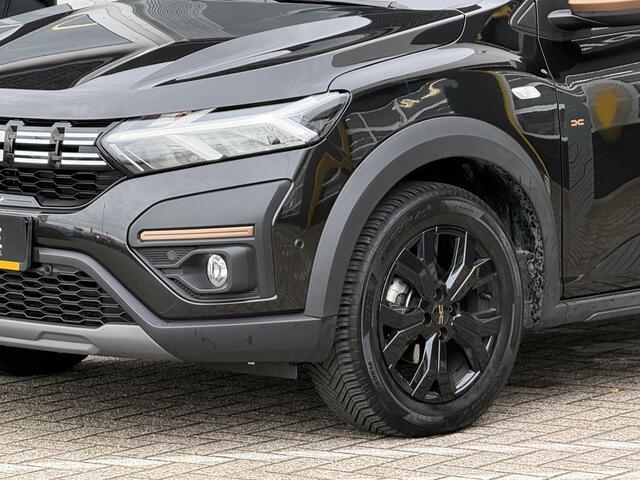 Dacia SANDERO Stepway 1.0 TCe 110 Extreme | Navigatie | Stoelverwarming | Achteruitrijcamera | LED | DAB | Dodehoek detectie | Climate Control | Key-less | Cruise Control |