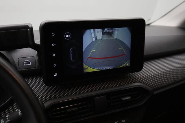 Dacia SANDERO Stepway 1.0 TCe 100 Bi-Fuel Comfort 2021 | 1e Eigenaar | DAB Radio | Regensensor | Cruise Control | Boekjes | 2 Sleutels | NAP Nationale Autopas | Achteruitrij Camera