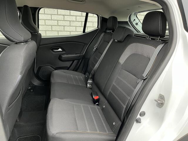 Dacia SANDERO 1.0 TCe 100 Bi-Fuel Expression | Cruise Control | Parkeersensoren | Climate Control | DAB+ |