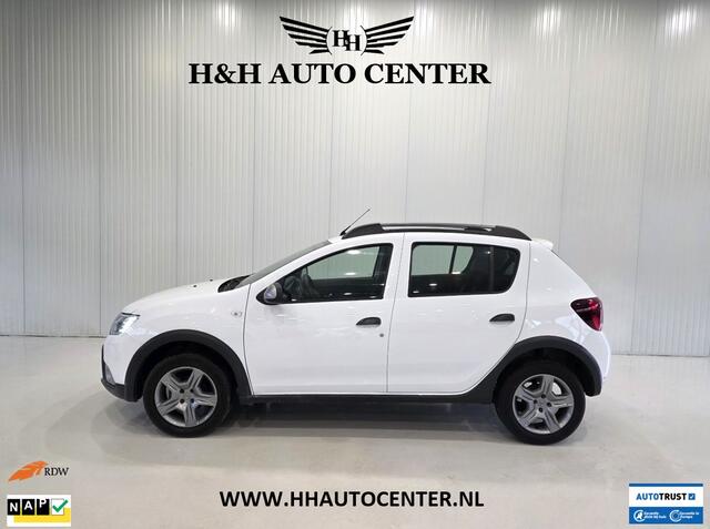 Dacia SANDERO 0.9 TCe Laureate |NAVI|PDC|