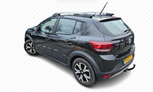 Dacia SANDERO 1.0 TCE Comfort Automaat - Trekhaak - Allseason banden - Carplay