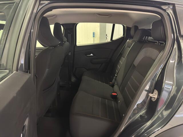 Dacia SANDERO Stepway 1.0 TCe 90 Comfort | Trekhaak | Navigatie | Achteruitrijcamera |