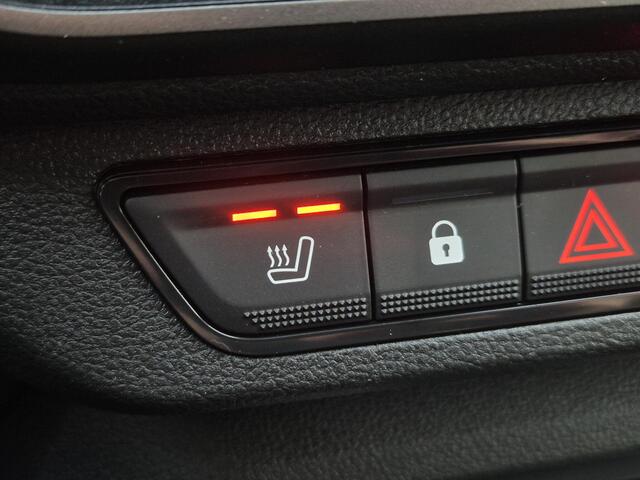 Dacia SANDERO Stepway 110PK Extreme Handgeschakeld / Fabrieksgarantie tot 12-2027 / All Season Banden / Stoelverwarming / Achteruitrijcamera / Apple Carplay & Android Auto / Cruise Control / Climate Control /