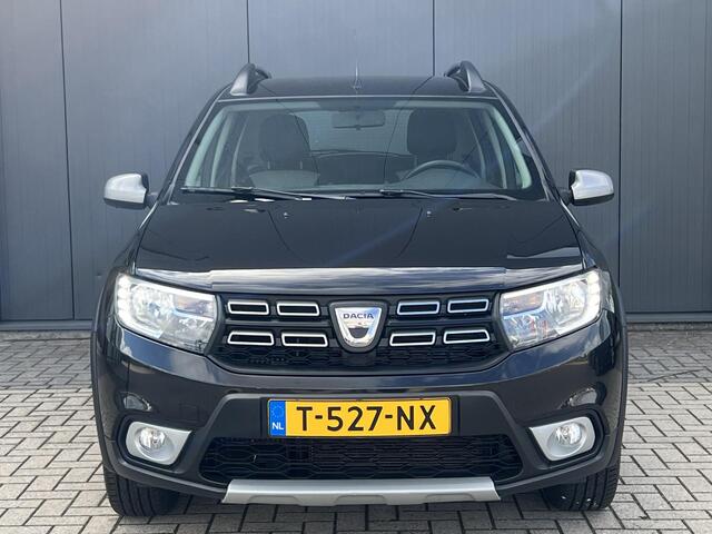 Dacia SANDERO TCe 90 Stepway | Navigatie | Stoelverwarming | Parkeersensoren |