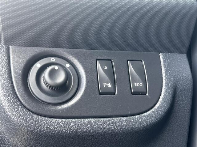 Dacia SANDERO TCe 90 Stepway | Navigatie | Stoelverwarming | Parkeersensoren |