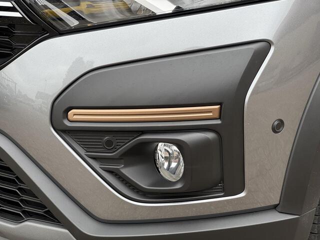 Dacia SANDERO Stepway 1.0 TCe 110 Extreme / Demo / Camera / Navi / Cruise / Clima / Parkeersensoren / Dodehoek Detectie / DAB / NAP / LED /