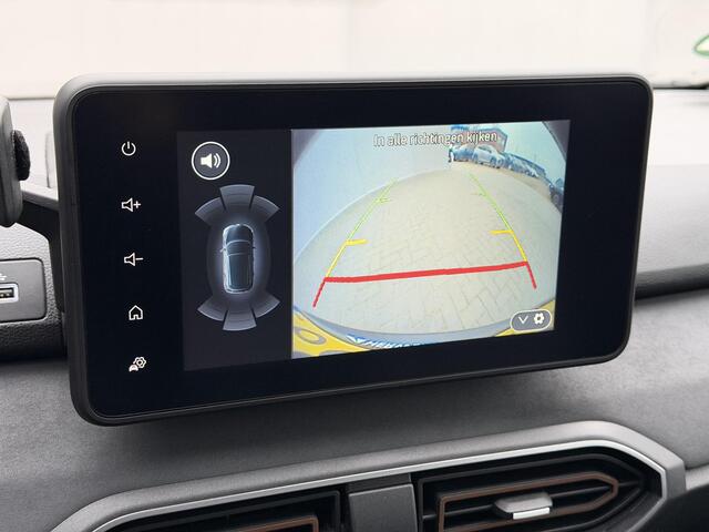 Dacia SANDERO Stepway 1.0 TCe 110 Extreme / Fabrieksgarantie tot 07-2026 / Dealer Onderhouden / Camera / Dodehoek Detectie / Navigatie via Apple Carplay & Android Auto / NAP / DAB /