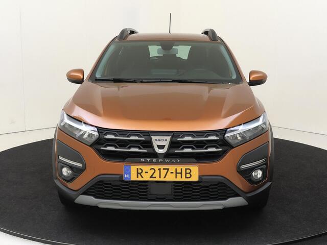 Dacia SANDERO Stepway 1.0 TCe 100 Bi-Fuel Comfort | Navigatie | Parkeersensoren & Camera | Trekhaak |