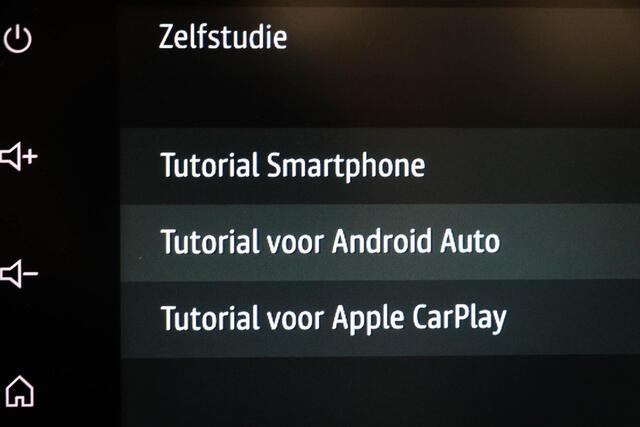 Dacia SANDERO Stepway 1.0 TCe 90 Expression | EASY / MEDIANAV / ASSIST- PACK | OPEN DAK | CLIMA | DAB | APPLE | CAMERA