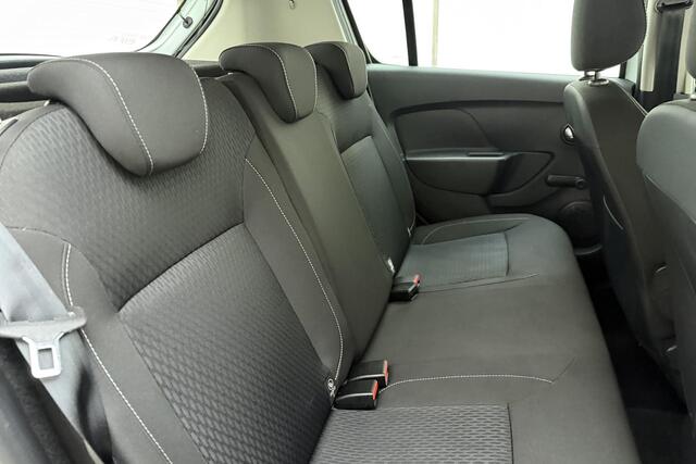 Dacia SANDERO 0.9 TCe Bi-Fuel Laureate 90 PK | Handgeschakeld | Airco | Navigatie | Radio | USB | AUX | Elektrische ramen |