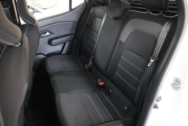 Dacia SANDERO 1.0 TCe 100 Bi-Fuel Essential LPG | Climate | DAB | Cruise | Wireless Carplay.