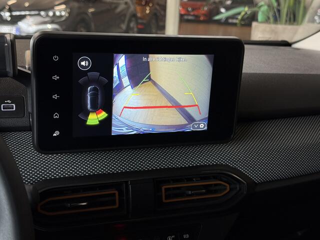 Dacia SANDERO Stepway 1.0 TCe 90 AUT Comfort | Navi | Camera | Clima | Carplay | Cruise control | PDC | LED | 100% Dealer onderhouden!